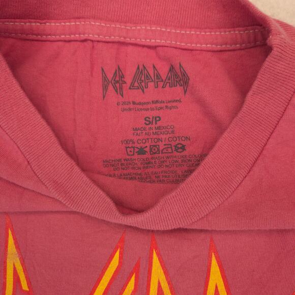 Def Leppard Band Graphic Crew Neck T Shirt Adult Mens Size Small S Pink - Picture 3 of 9